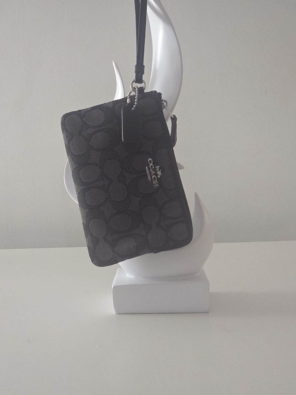 Coach Black Gray Signature Logo Wristlet Zip Wallet Wrist Strap